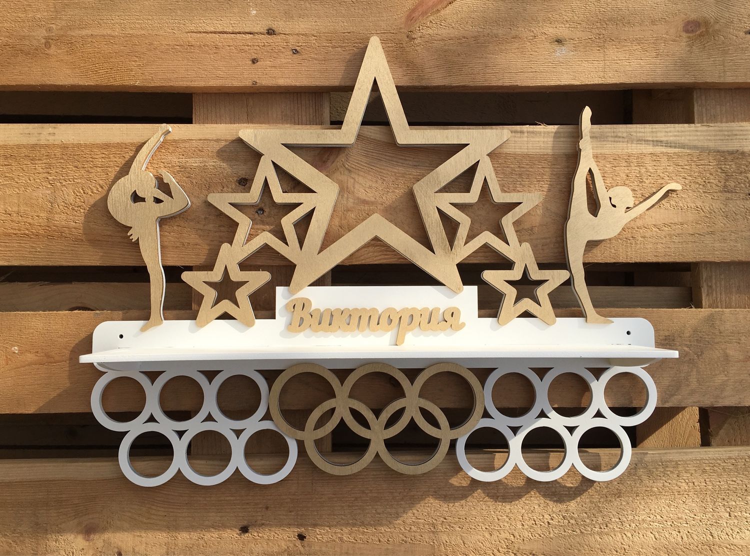 Именные медальницы из дерева и металла на заказ в Шымкенте