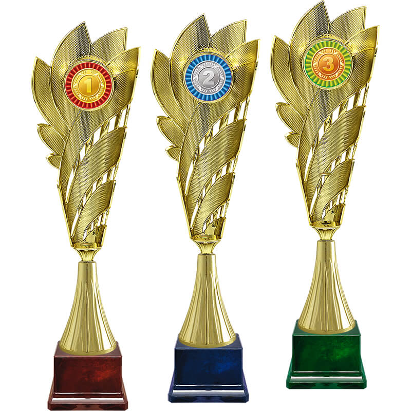 Спортивные и корпоративные кубки с гравировкой в Шымкенте